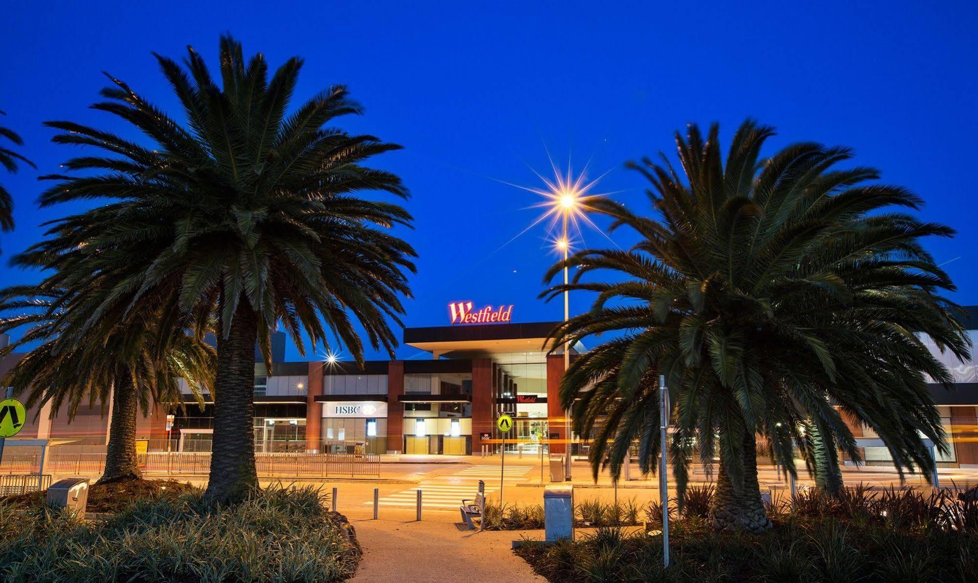 购物镇奈特卡普酒店 唐卡斯特 外观 照片